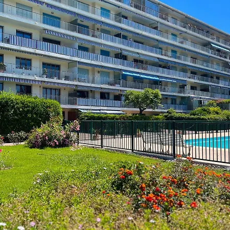 La Roseraie For 6 By Sunset Riviera Holidays Antibes