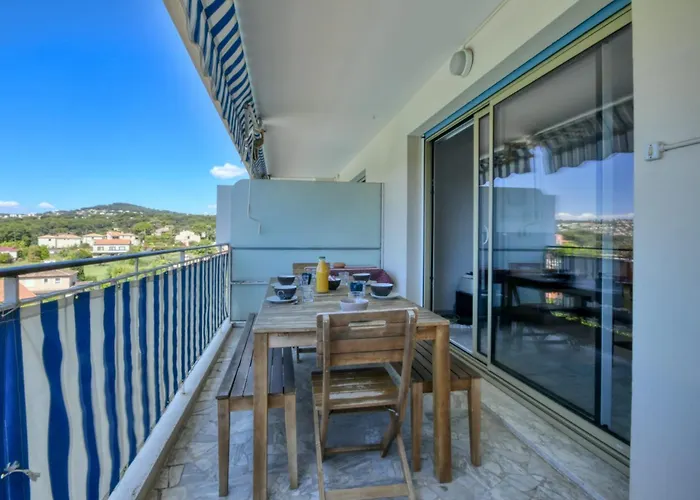 Apartamento La Roseraie For 6 By Sunset Riviera Holidays