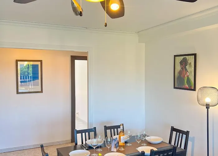 Apartamento La Roseraie For 6 By Sunset Riviera Holidays Antibes