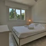 La Roseraie For 6 By Sunset Riviera Holidays Lägenhet *