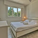 Lägenhet La Roseraie For 6 By Sunset Riviera Holidays