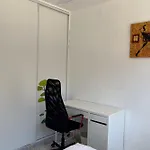 Lägenhet La Roseraie For 6 By Sunset Riviera Holidays *