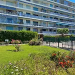 La Roseraie For 6 By Sunset Riviera Holidays Lägenhet