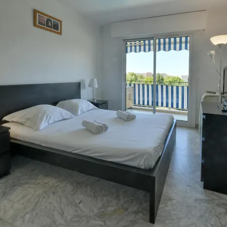 La Roseraie For 6 By Sunset Riviera Holidays *