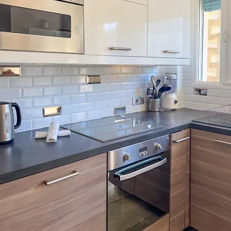 La Roseraie For 6 By Sunset Riviera Holidays Appartement