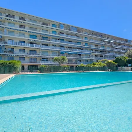 La Roseraie For 6 By Sunset Riviera Holidays Appartement
