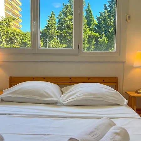 La Roseraie For 6 By Sunset Riviera Holidays Appartement *
