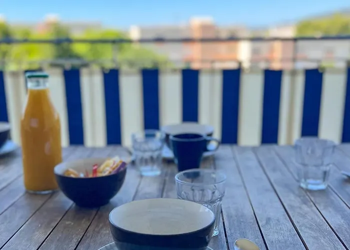 La Roseraie For 6 By Sunset Riviera Holidays Apartamento