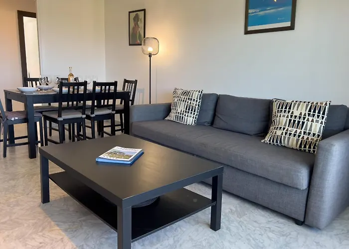 La Roseraie For 6 By Sunset Riviera Holidays אנטיב