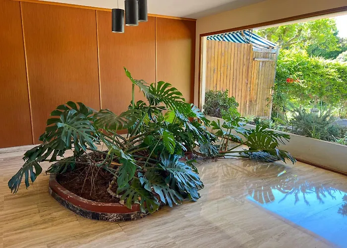 La Roseraie For 6 By Sunset Riviera Holidays אנטיב